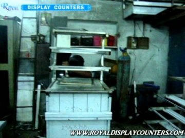 Royal Display Counters